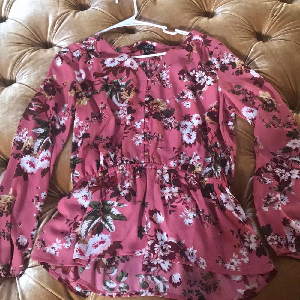 Ana JCPenney top size S